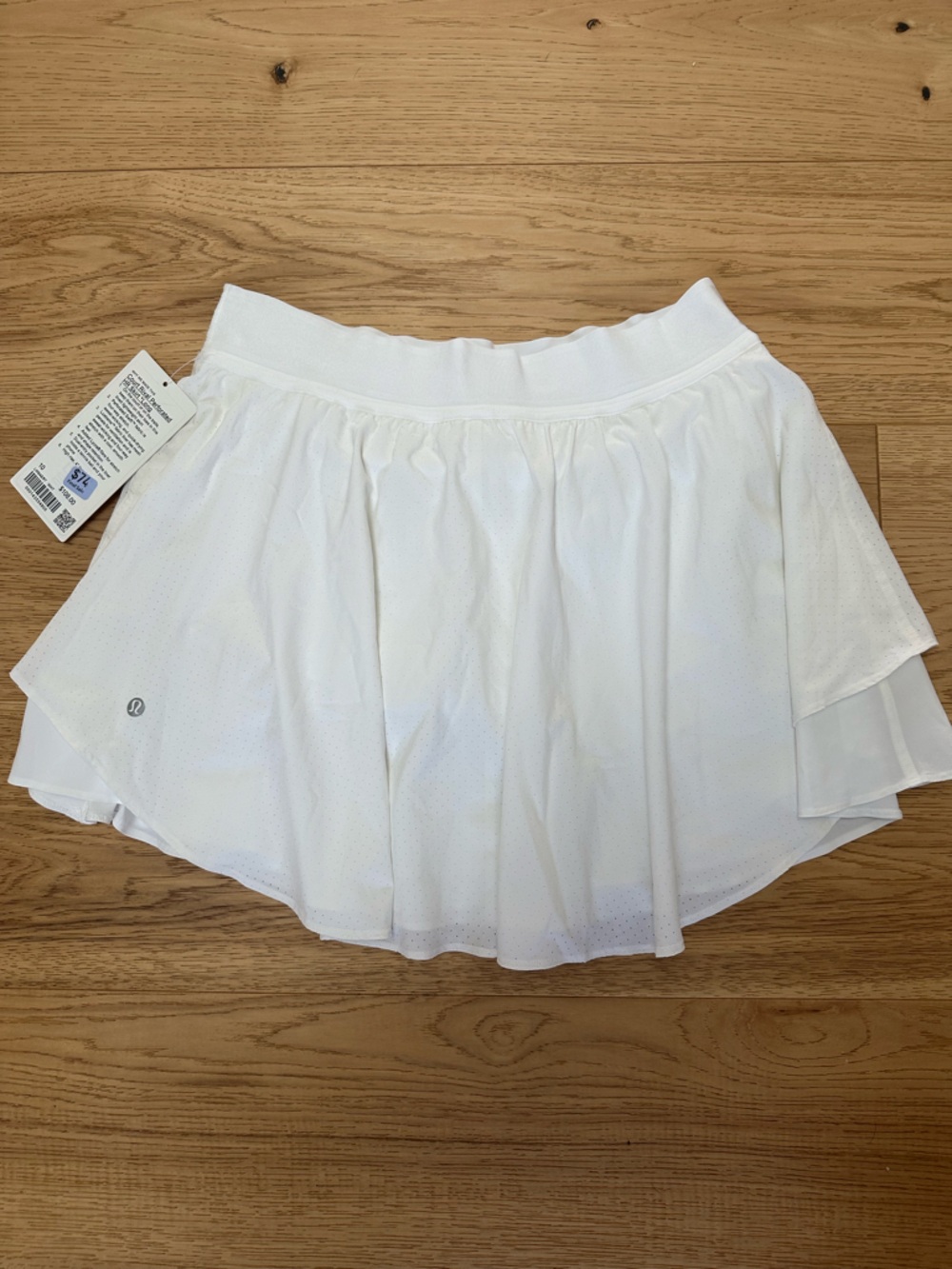 Lululemon Court Rival HR skirt